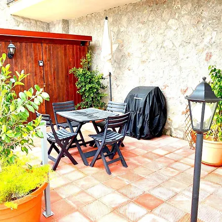 Casa Luca Apartment *